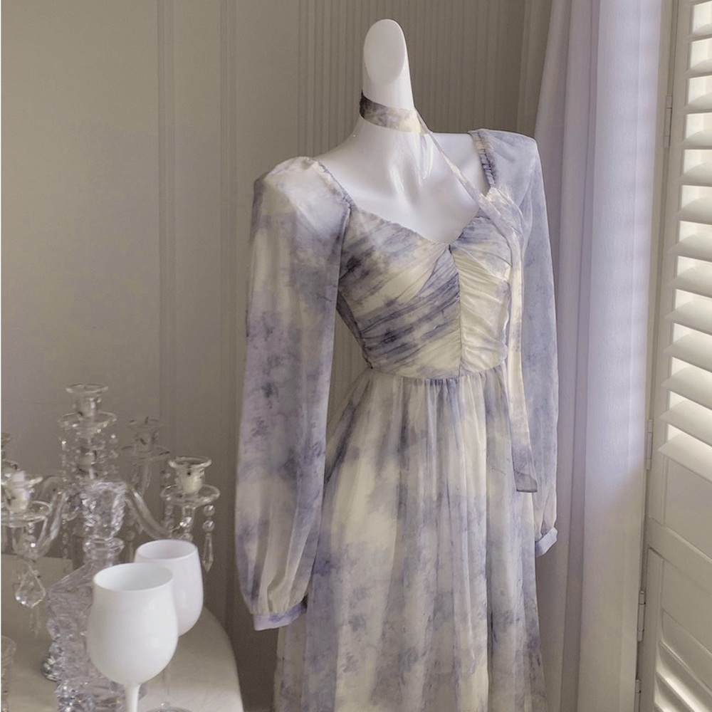 Flora Print Midi Dress & Printed freesia
